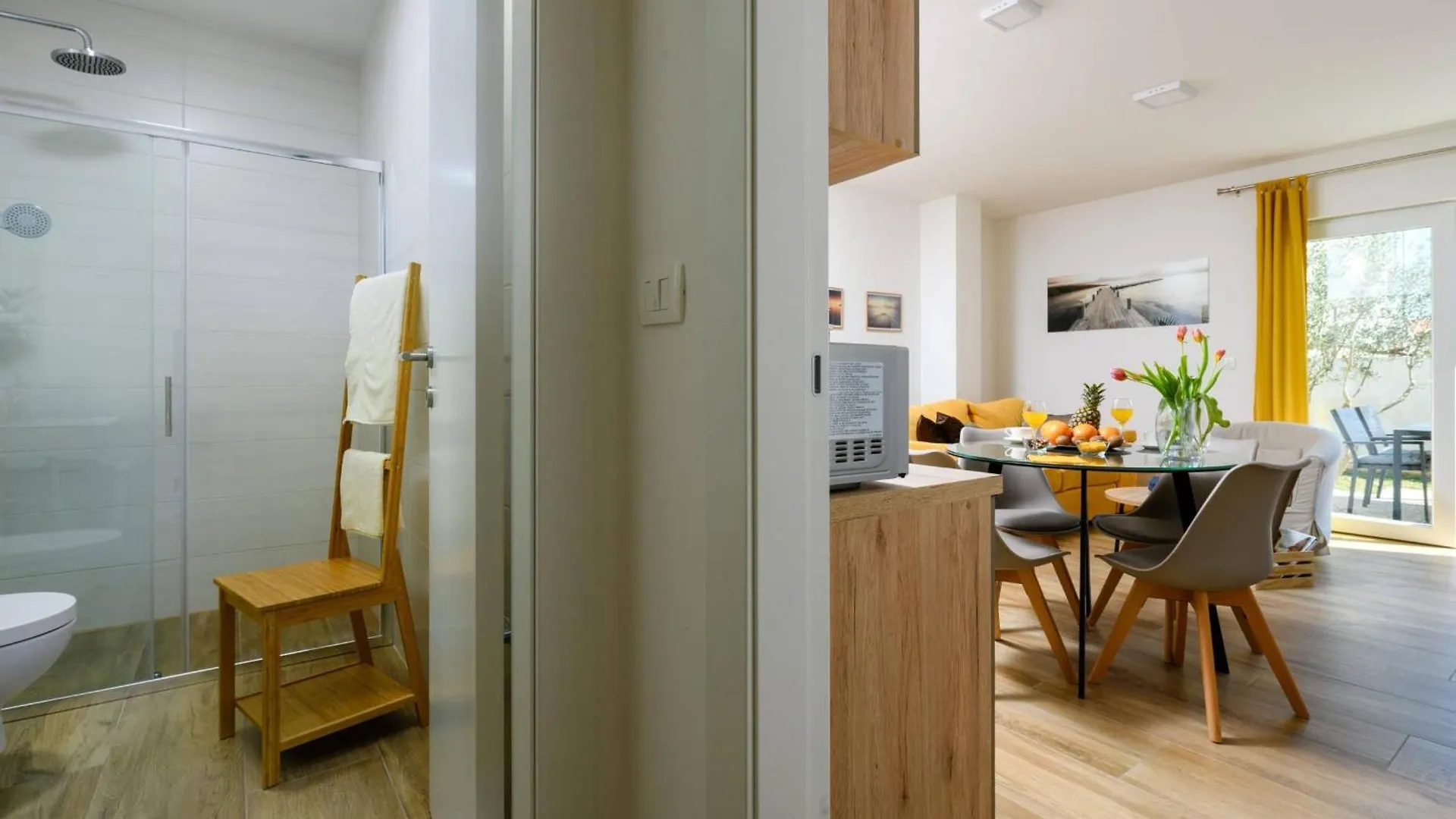 Apartment Ferienwohnung Villa Dora In Kastanjer Pula Croatia